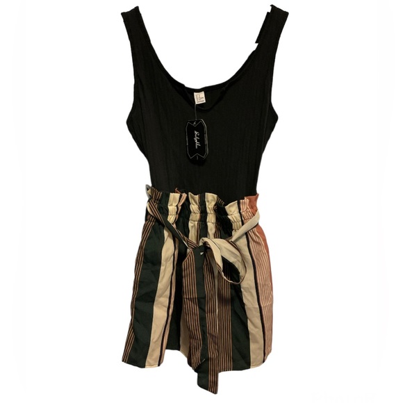 SOLY HUX Striped Belted Tank Romper - Picture 4 of 5